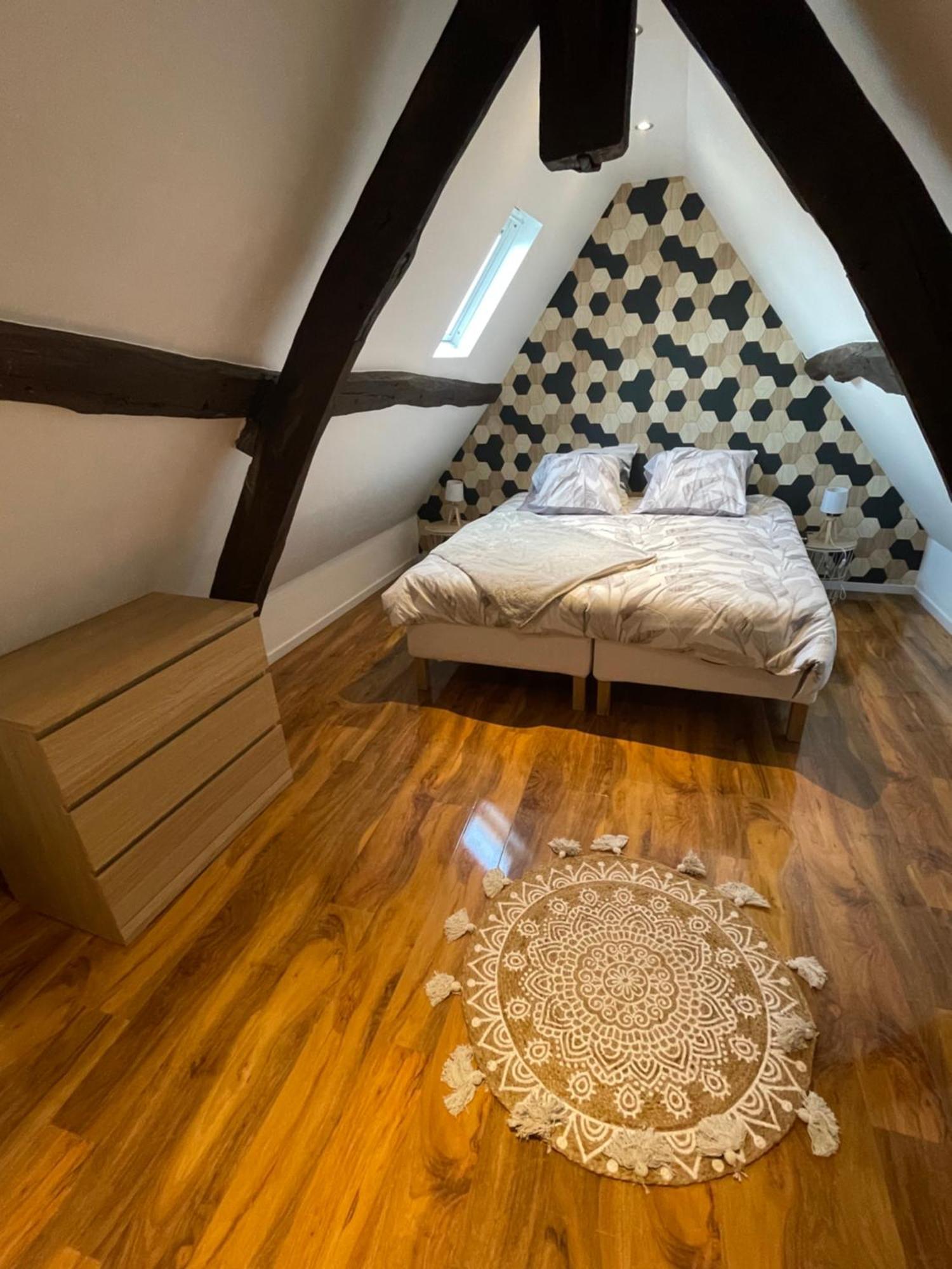 Bmco Cottage Estrees-Saint-Denis Bagian luar foto